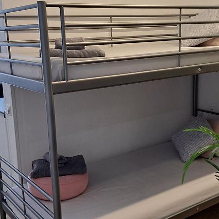 אמפוריבראבה Estudio En Primera Linea De Mar מראה חיצוני תמונה