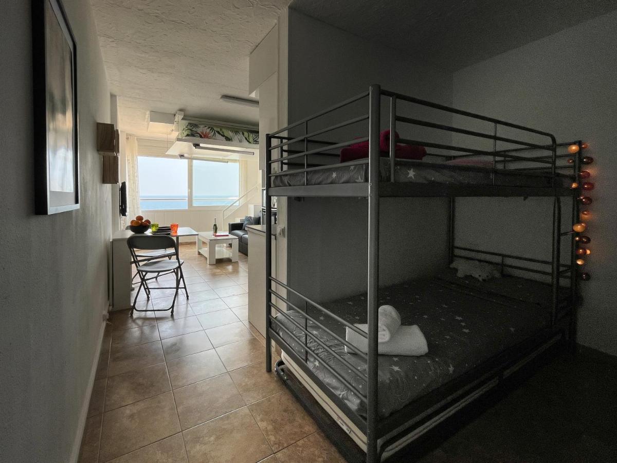 אמפוריבראבה Estudio En Primera Linea De Mar מראה חיצוני תמונה