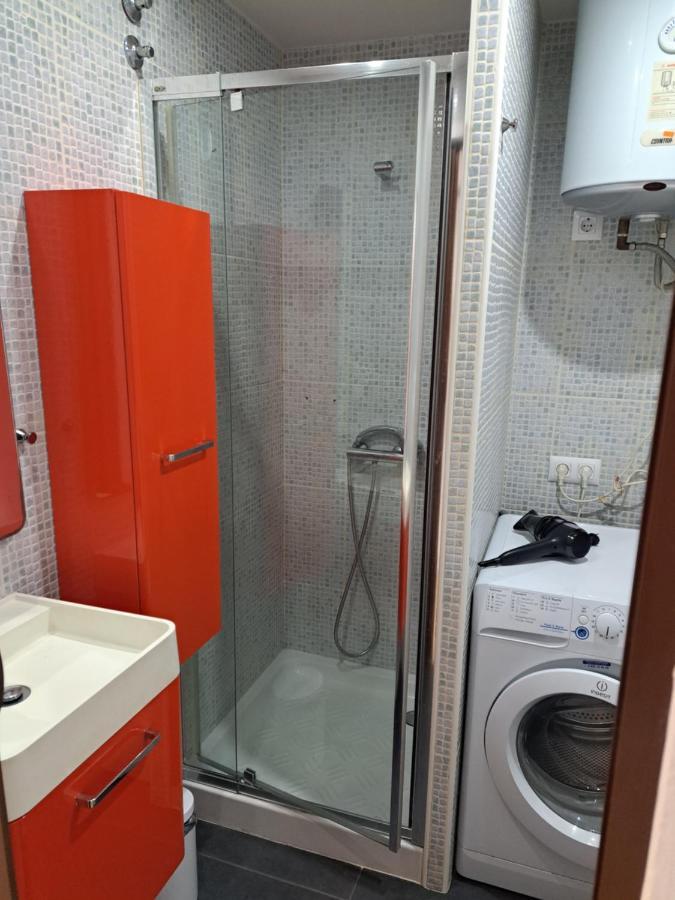 אמפוריבראבה Estudio En Primera Linea De Mar מראה חיצוני תמונה