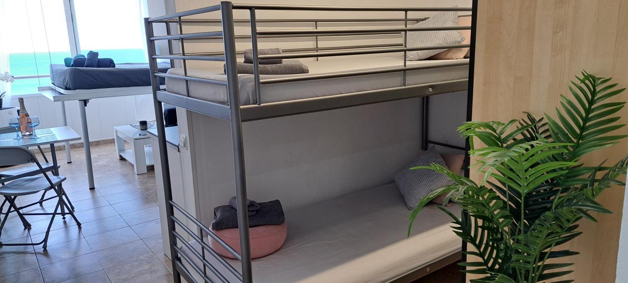 אמפוריבראבה Estudio En Primera Linea De Mar מראה חיצוני תמונה
