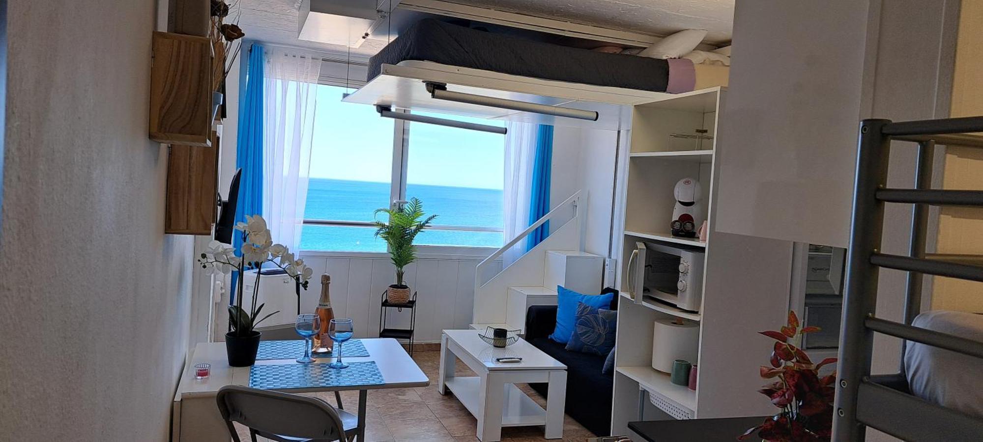 אמפוריבראבה Estudio En Primera Linea De Mar מראה חיצוני תמונה
